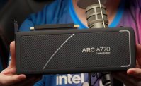 英特尔锐炫 A770 限量版旗舰独显亮相：完整 ACM-G10 GPU，配备 RGB 灯条，消息称超频效果非常好