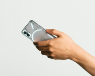 Nothing Phone（1）将发布 Lite 版：取消背部灯条，电池增大到 5000mAh