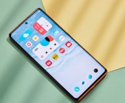 vivo X90 标准版工程机采用 1.5K 分辨率屏幕，快充、主摄升级