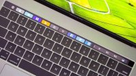配触控屏的苹果 MacBook 专利获批，显示争议 Touch Bar 回归