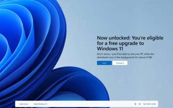 微软再次全屏弹窗轰炸 Win10 用户，提醒其升级 Win11(1)