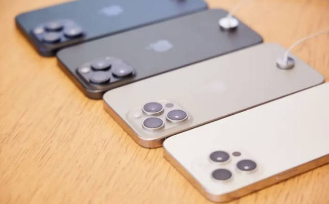 中国手机市场“太卷”，机构：苹果扭转 iPhone 颓势关键之一是 iOS 18 的 AI 功能(1)