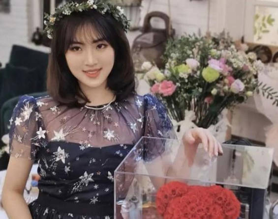 姚安娜被网友调侃动作滑稽 可以去演喜剧片