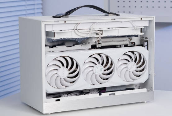 闪鳞推出 S500 V2 ITX 小钢炮机箱 能够兼容 ATX 电源