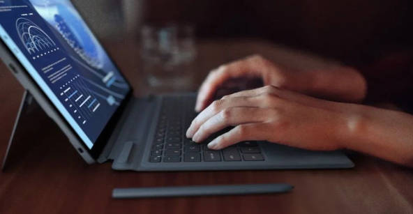 戴尔美国发售 Latitude 7350 Detachable 笔记本  起售价为 1929 美元