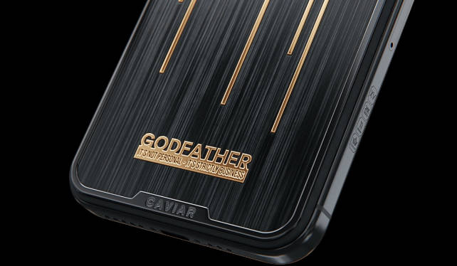 奢华品牌 Caviar 推出教父版苹果 iPhone 15 Pro / Max 定制手机(1)