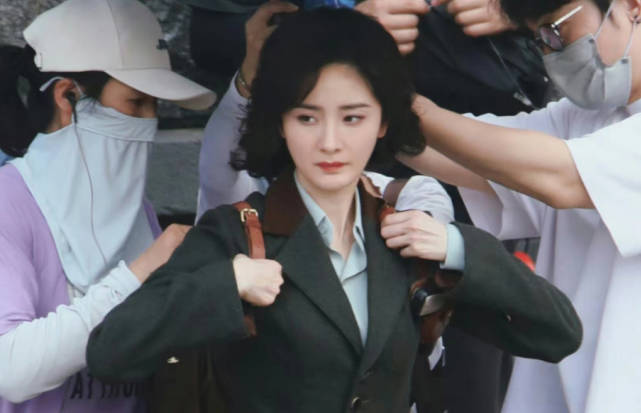 杨幂新剧挑战大反派角色 演技进步不少好评如潮
