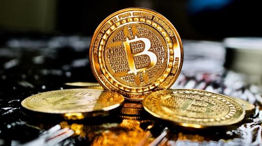 比特币价格可能飙升至1000万美元：深度分析