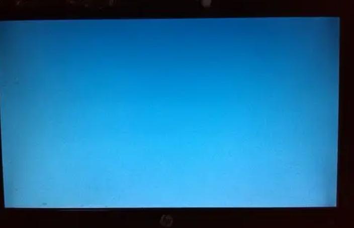 为什么gtx750ti装上显示器没反应?解决显卡无信号问题的实用方法揭秘
